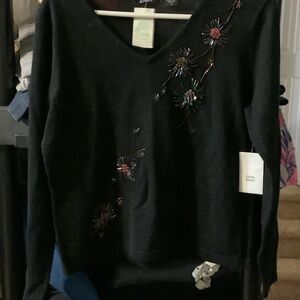 Elegant Black V-Neck Sweater with‎ Floral Accents beading, small, new